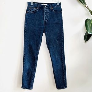 Levi’s intergalactic dark wedgie jeans 32